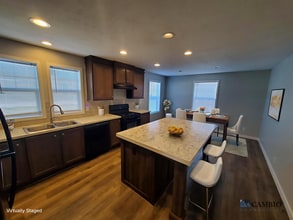 Building Photo - 19 Hummingbird Dr