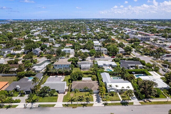 Building Photo - 360 Palmetto St