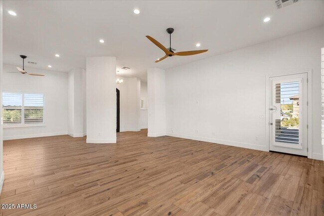 Building Photo - 3117 N 77th St