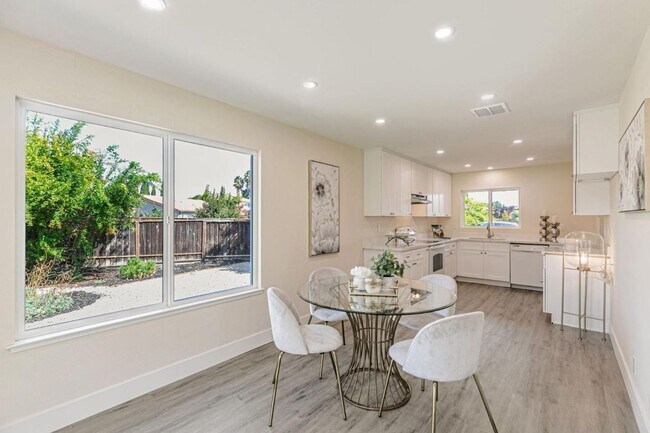 Building Photo - Completely remodeled Blossom Valley Home