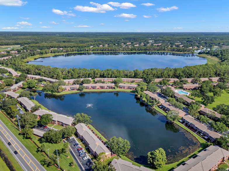 Primary Photo - Lake Carlton Arms