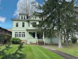 Building Photo - 1380 National Rd