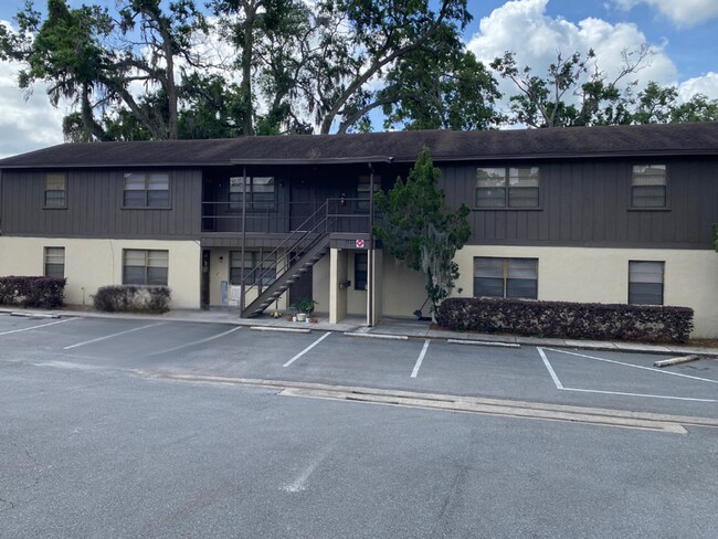 Primary Photo - 1112 South Blvd