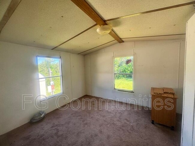 Building Photo - 121 Tinsley Heights