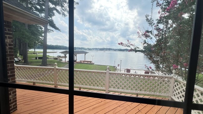 Building Photo - 159 Starboard Bay