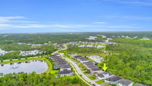 Building Photo - 4720 SW Ardsley Dr