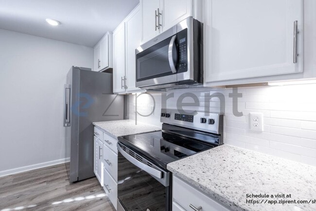 Building Photo - 27935 Chalmers Cir