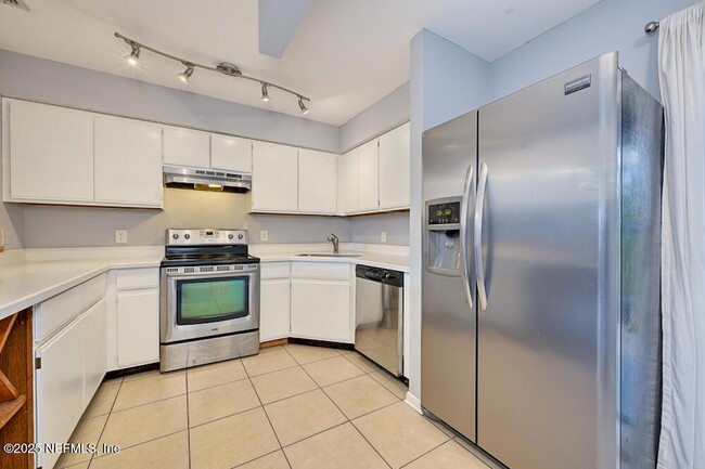 Building Photo - 10 Ponte Vedra Ct