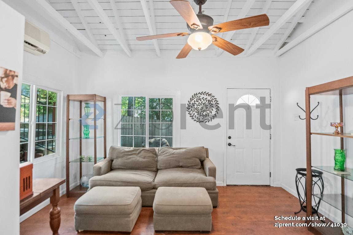 Building Photo - 20830 Panorama Dr
