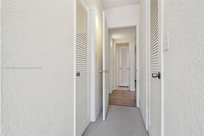 Building Photo - 19390 Collins Ave