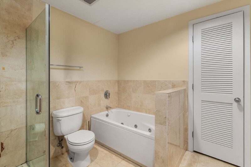 Building Photo - 210 South St