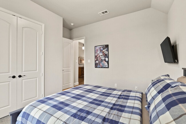 Building Photo - 11482 Misty Ridge Dr