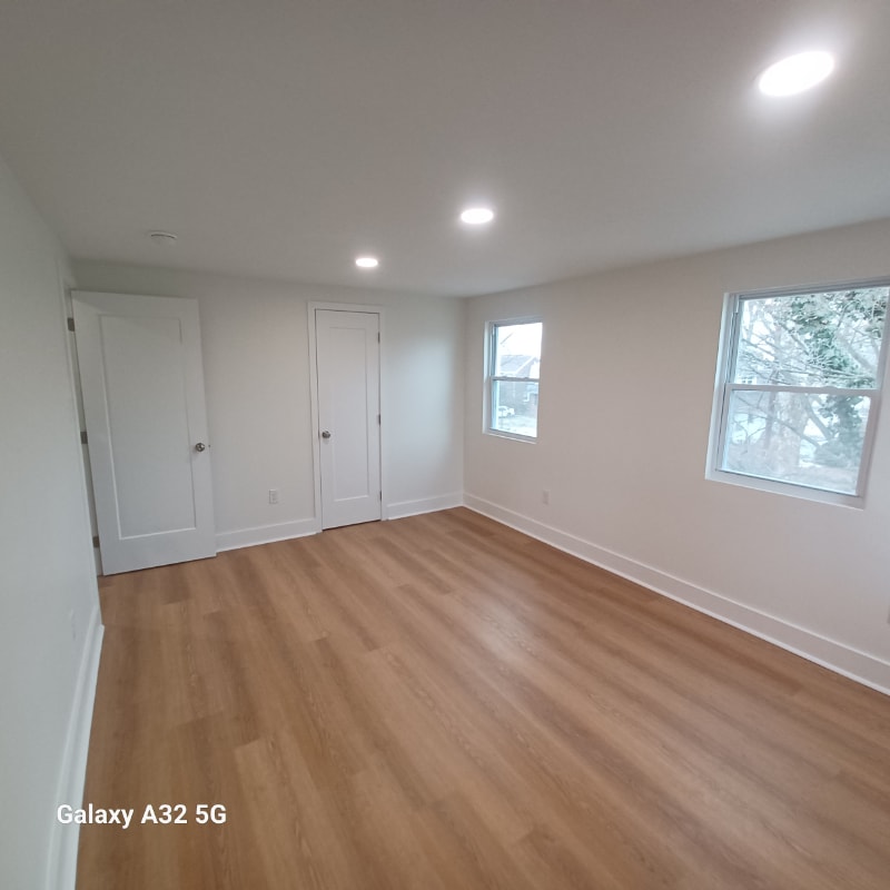 Building Photo - 315 Cameron Rd