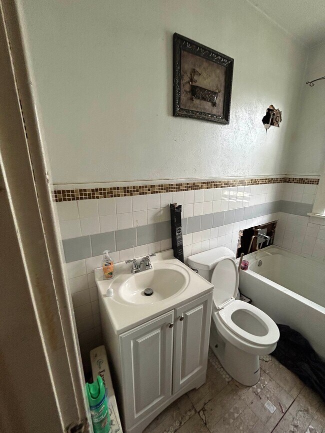 Building Photo - 5319 Wilborn Dr