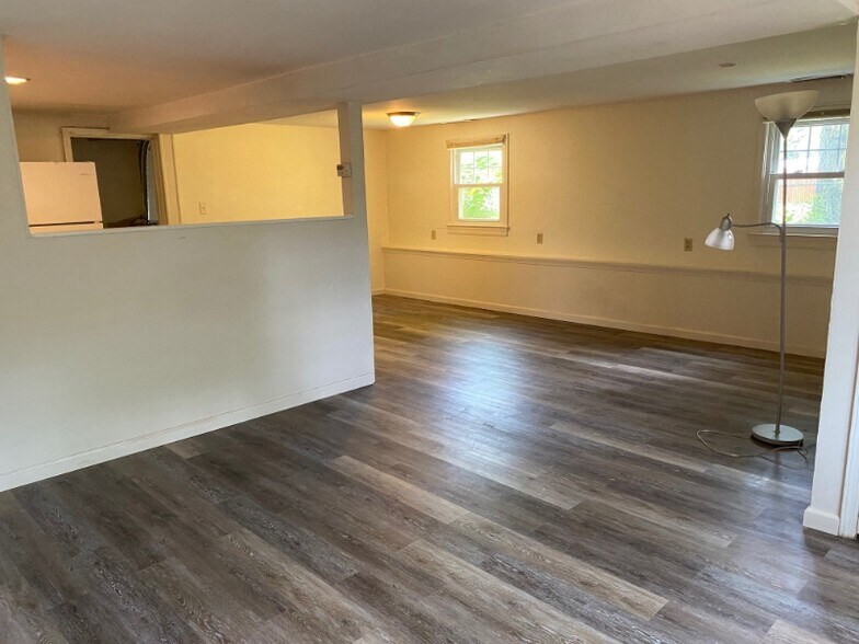 Building Photo - 47 Dixmont Ave