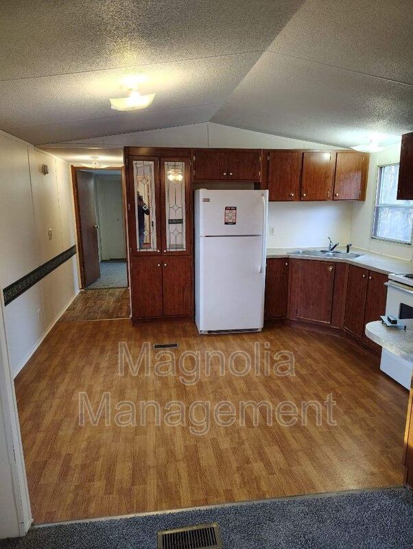 Building Photo - 441 Hunter Rd