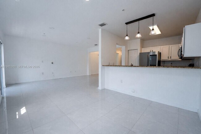 Building Photo - 8800 NW 97th Ave