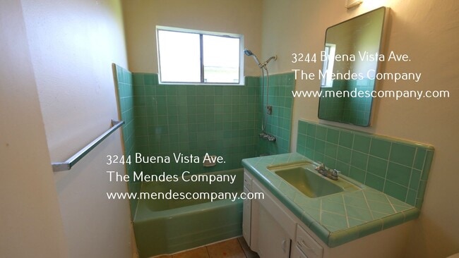 Building Photo - 3244 Buena Vista Ave