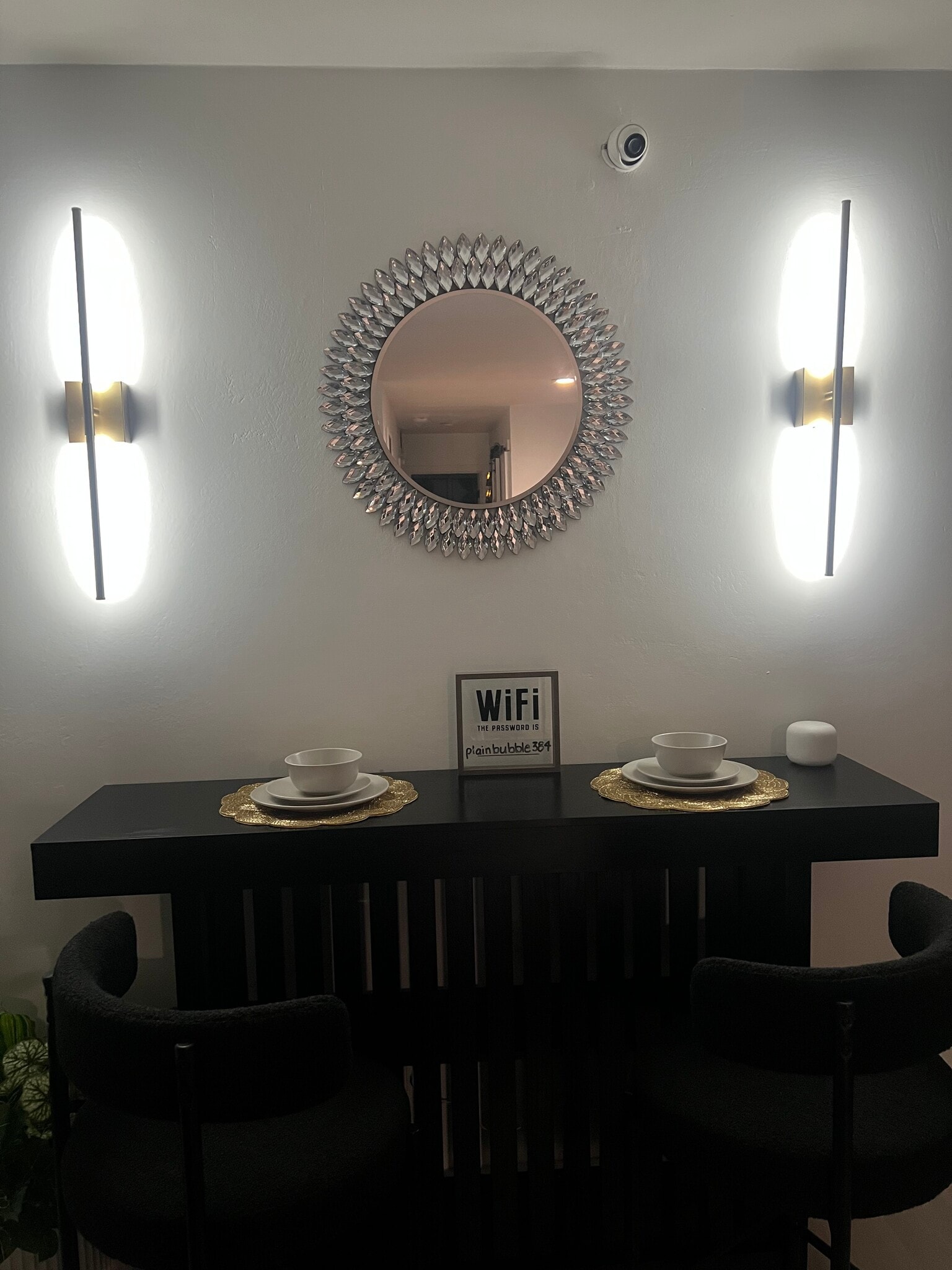 Dining - 527 W Colden Ave