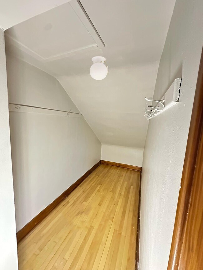 Building Photo - 3470 N Newhall St