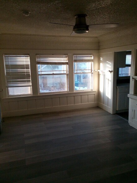 living dining area - 1920 5th Ave