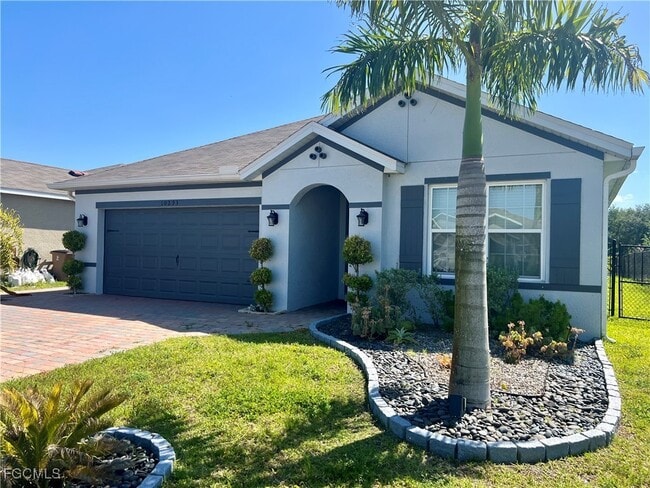 Building Photo - 10293 Silver Pond Lane