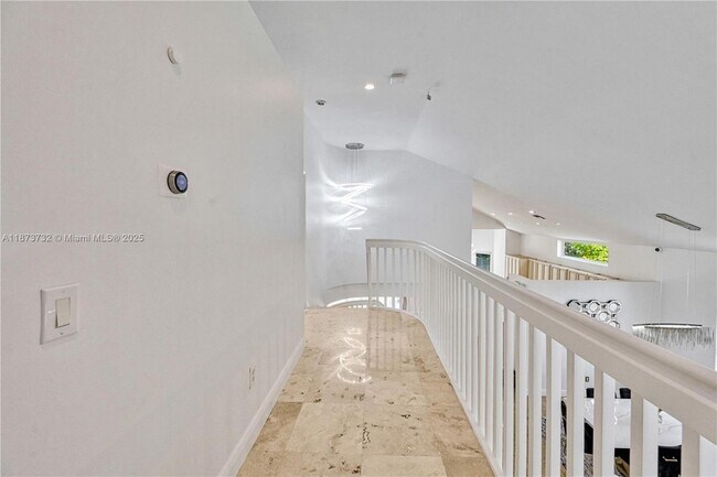 Building Photo - 1500 SW 171st Terrace