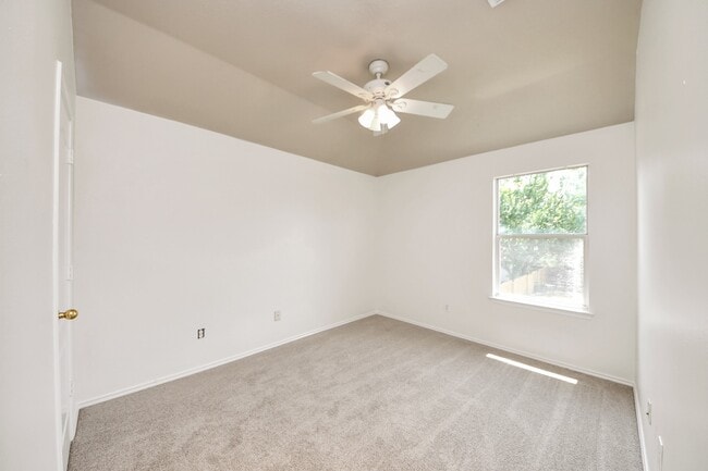 Building Photo - 3526 Cactus Creek Dr