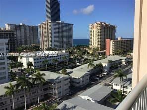 Building Photo - 3161 S Ocean Dr
