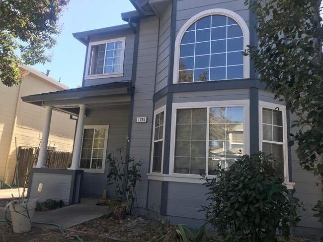 Building Photo - Two story South Davis  charmer available now!