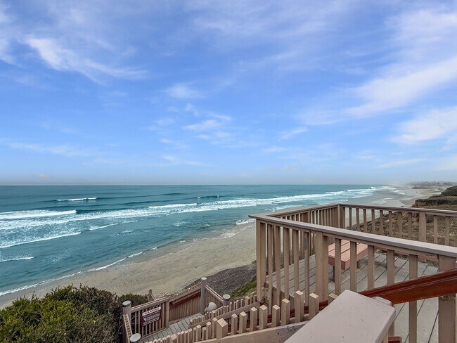 Building Photo - 3B/2BA Home in Encinitas Now Available for...
