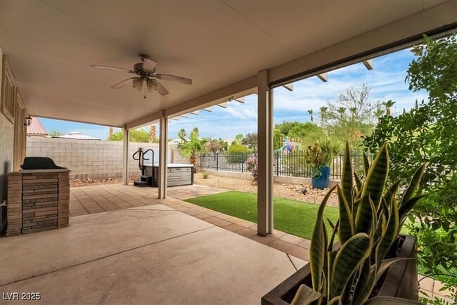 Building Photo - 3027 Panorama Ridge Dr