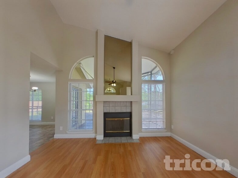 Building Photo - 10629 Satinwood Cir