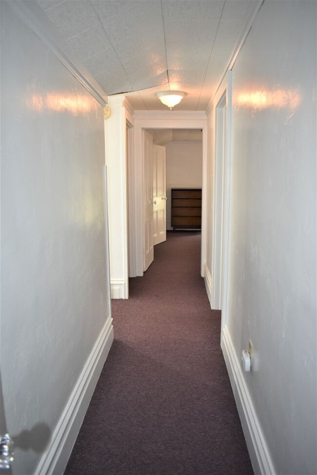 Building Photo - 209-211 N Clymer Ave