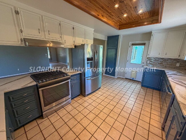 Building Photo - AVAILABLE APRIL - 3 Bedroom/ 2 Bath Los Osos Home