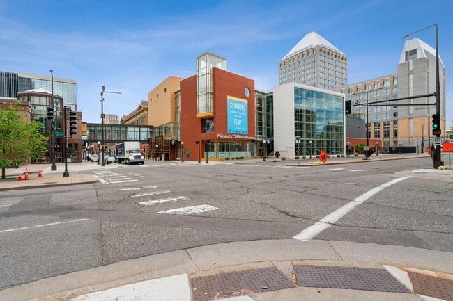 Building Photo - 488 Wabasha St N