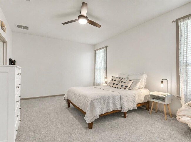 Building Photo - 157 Werner Dr