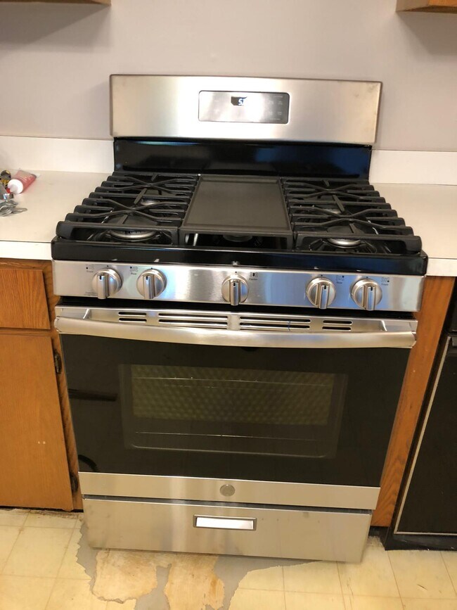 Building Photo - 41 Rickard Ct