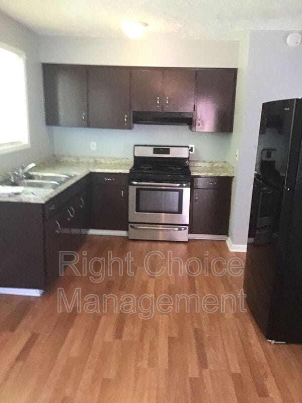 Building Photo - 69 Appolo Dr