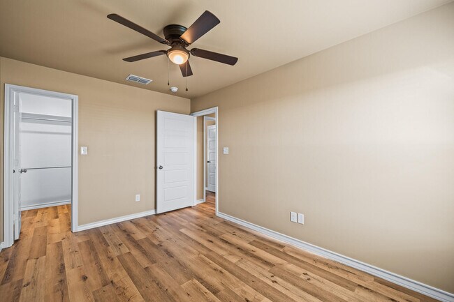 Building Photo - 4008 East F M 1729