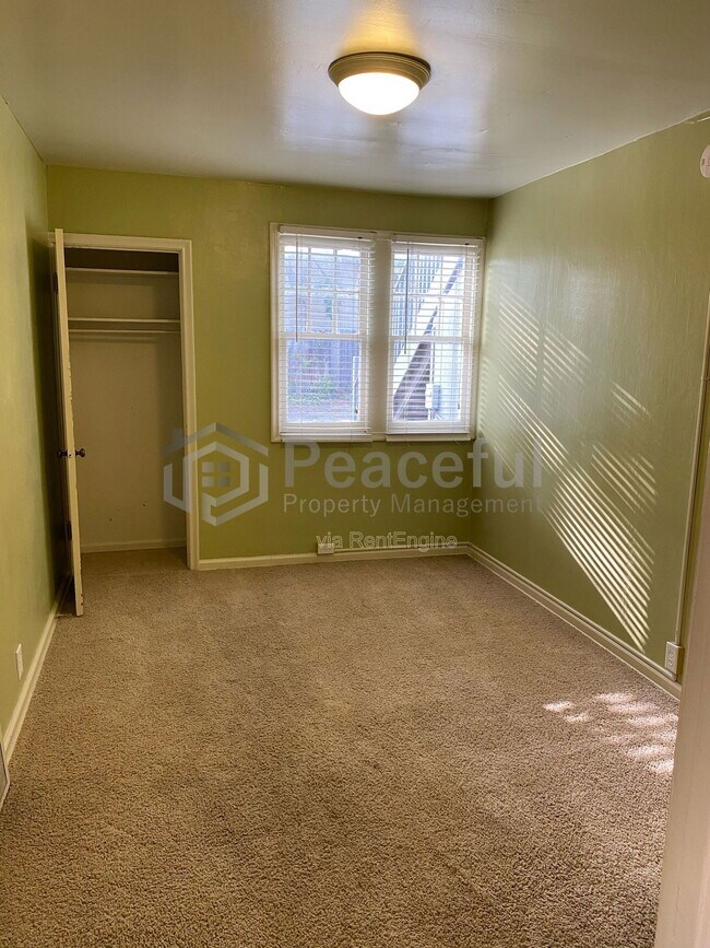 Building Photo - 215 N 215 W