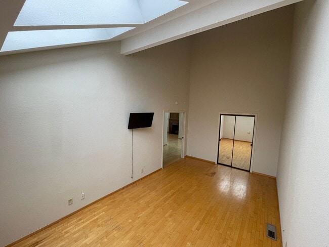 Building Photo - $4,575 - GORGEOUS 3 BEDROOM HOME IN BLACKHAWK