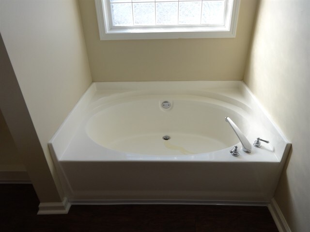 Building Photo - 197 Moreland Cir