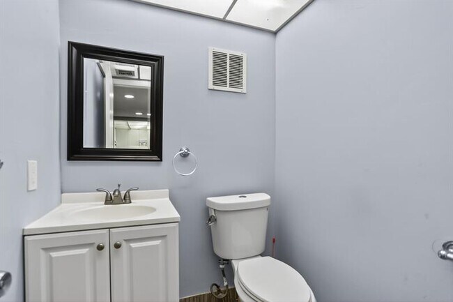 Building Photo - 3341 NW 47th Terrace