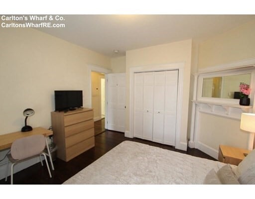 Building Photo - 97 Beacon St