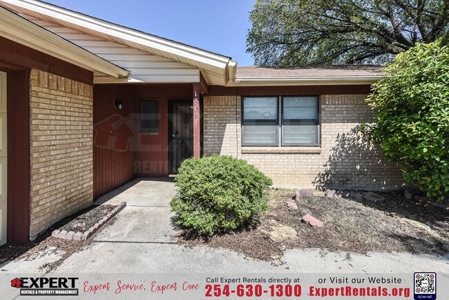 Building Photo - 1307 Linda Spur