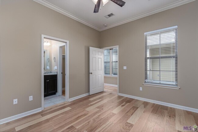 Building Photo - 13316 Bergin Dr