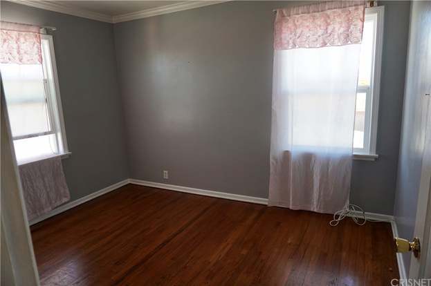 Building Photo - 4-3314 W 78th St