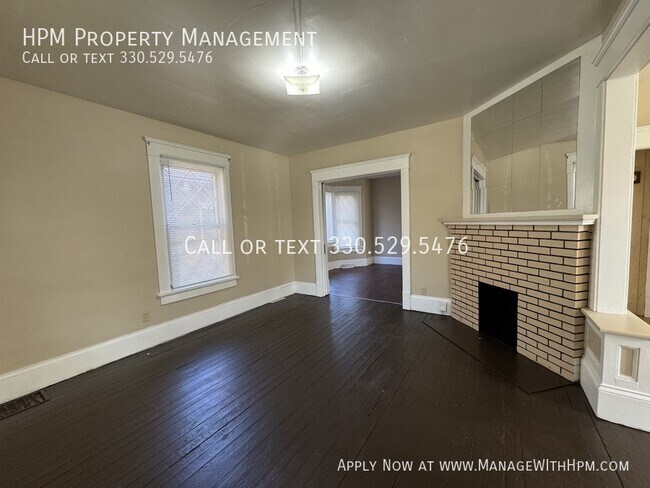 Building Photo - 1215 21st St NW