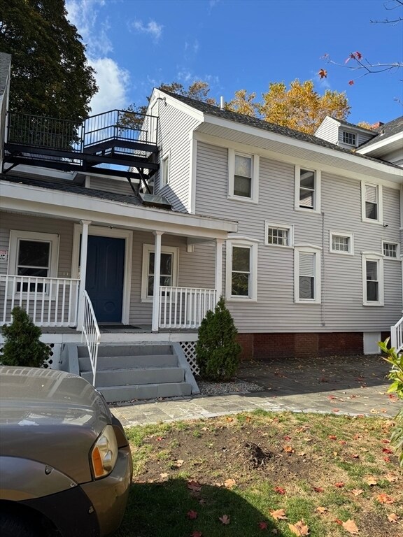 Building Photo - 286 S Main St